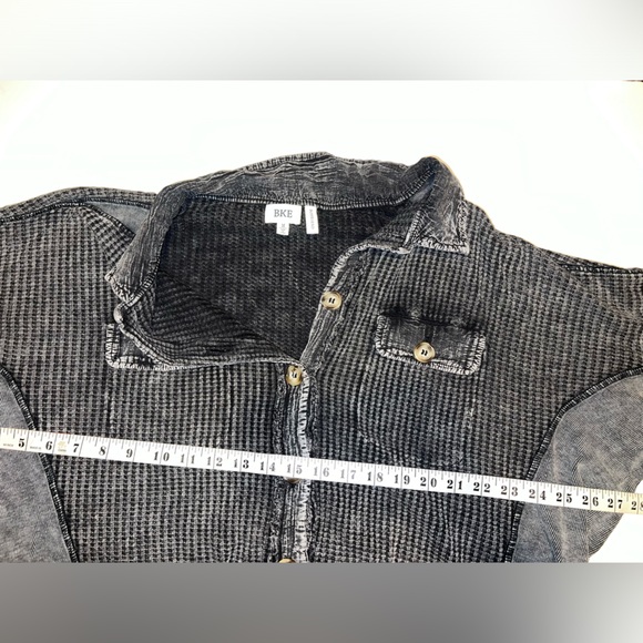 BKE Waffle Boyfriend Shacket - Picture 8 of 11